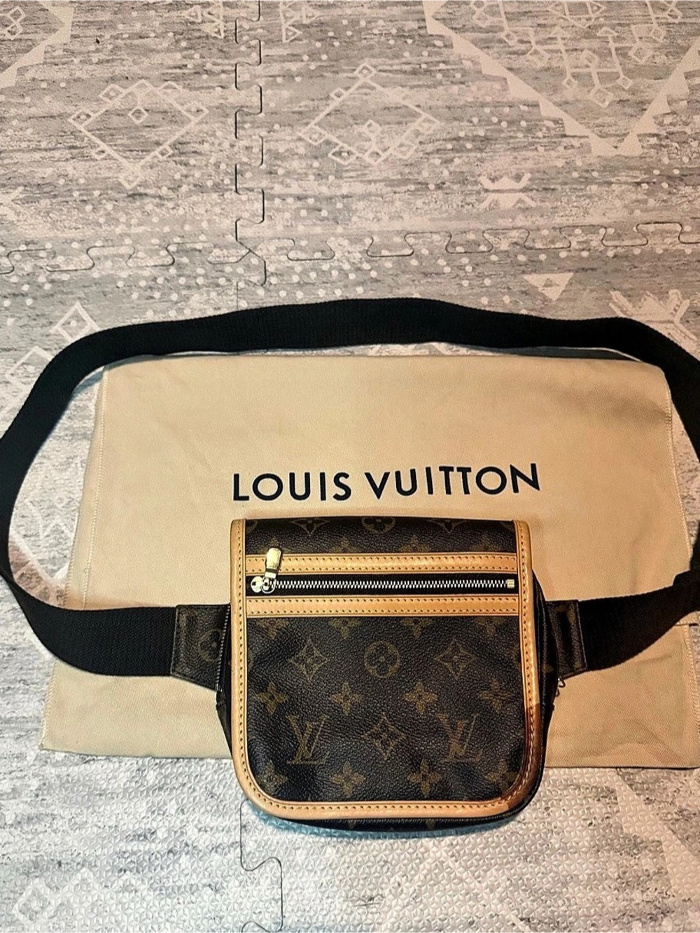 Louis Vuitton Bosphore Bum Bag, *AUTHENTIC* used with perfect interior!
